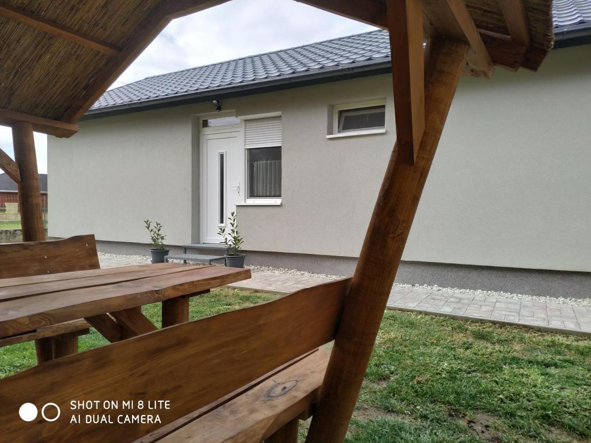 Sueni Apartman Ordacsehi Εξωτερικό φωτογραφία