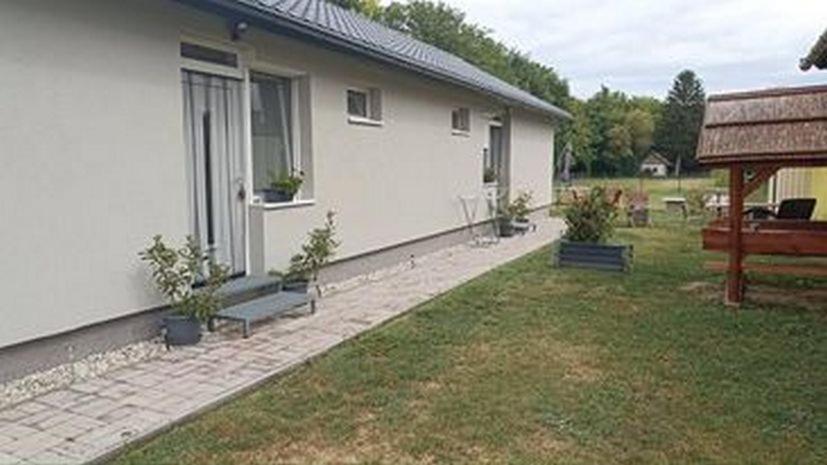 Sueni Apartman Ordacsehi Εξωτερικό φωτογραφία