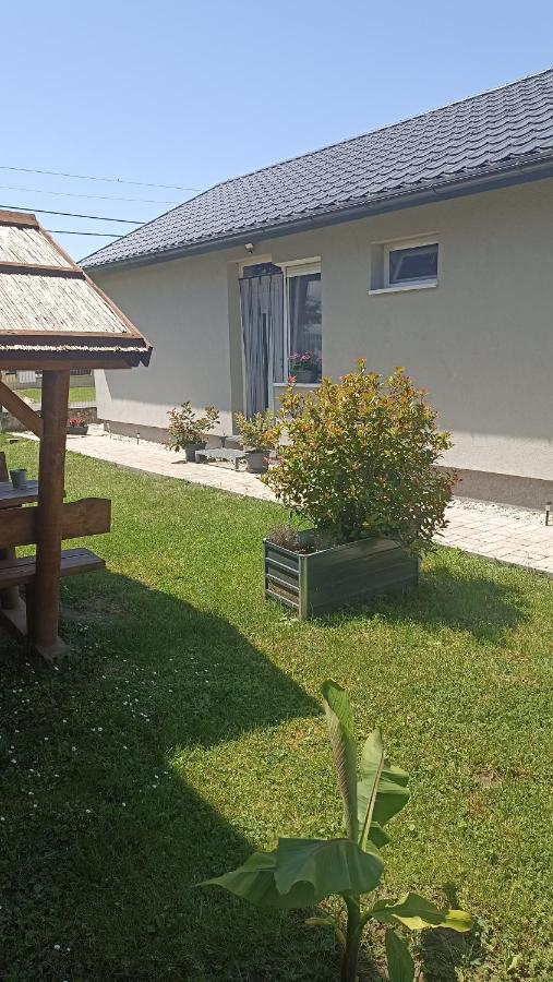 Sueni Apartman Ordacsehi Εξωτερικό φωτογραφία