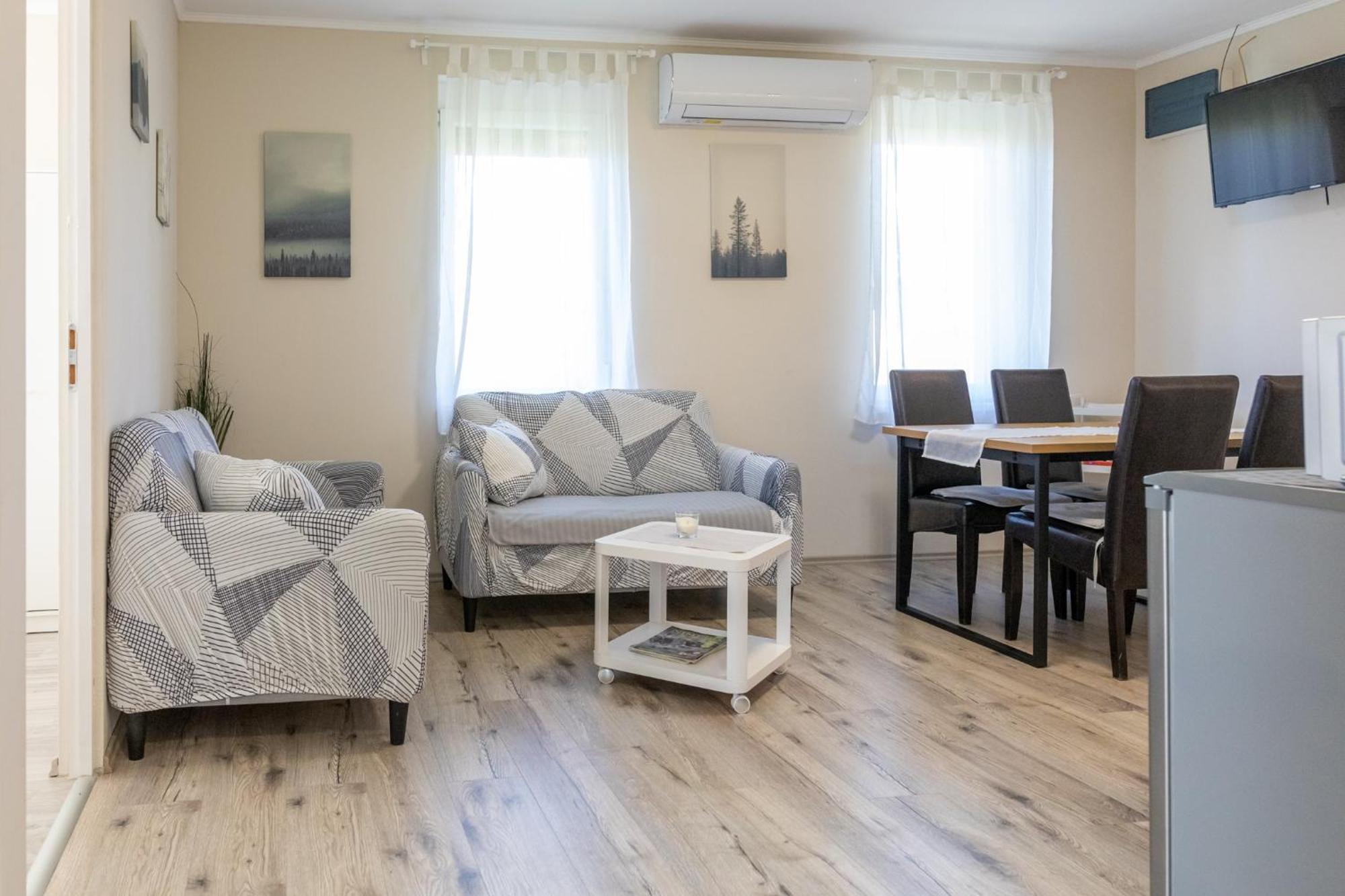 Sueni Apartman Ordacsehi Εξωτερικό φωτογραφία